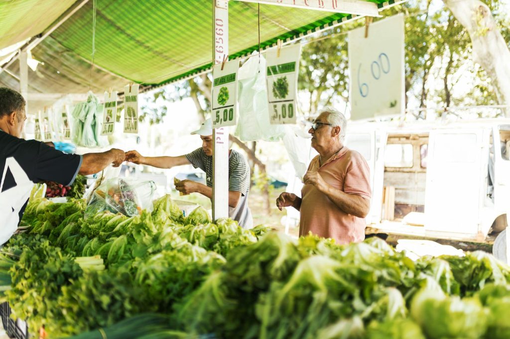 Colorado food photography - Your Complete 2026 Denver & Colorado Farmers Market Guide: Every Market, Every Date, What to Buy